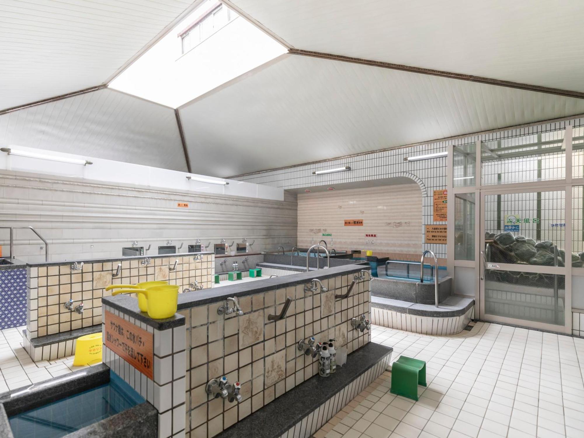 Business Hotel Kaga Osaka Luaran gambar